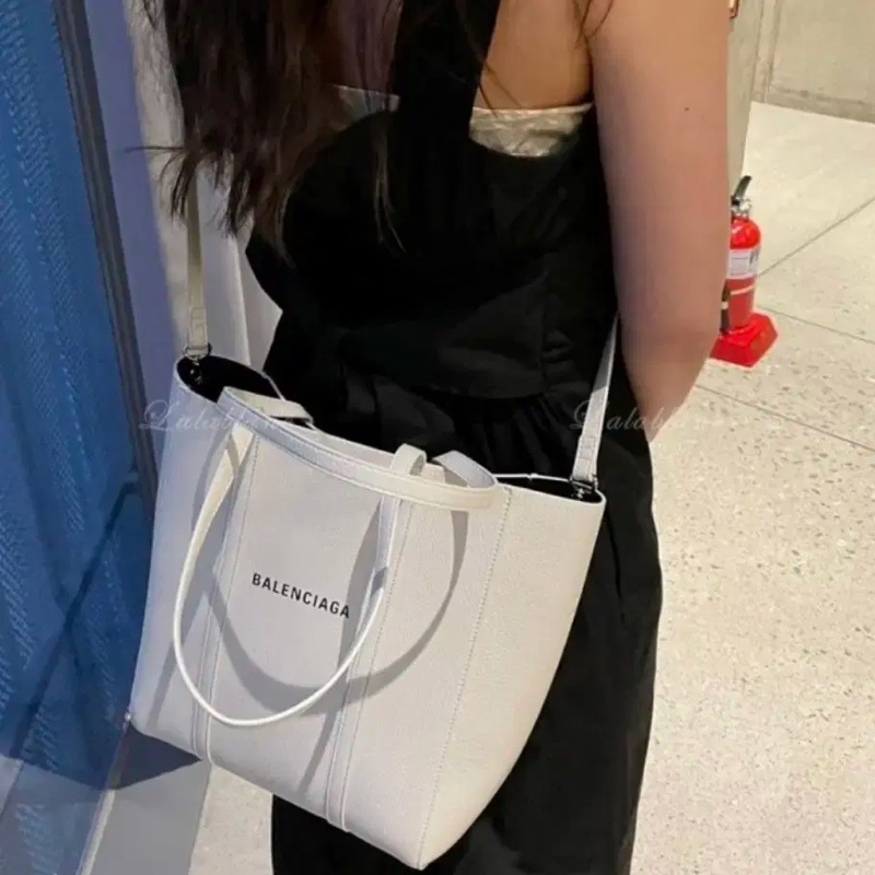 ✔️BALENCIAGA 巴黎世家 Everyday Tote XS 489813 牛皮托特包/斜背包/手提包/白色-1