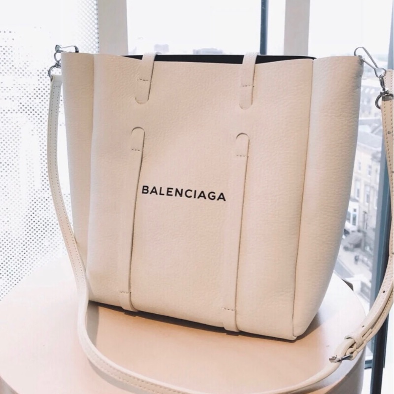 ✔️BALENCIAGA 巴黎世家 Everyday Tote XS 489813 牛皮托特包/斜背包/手提包/白色-2