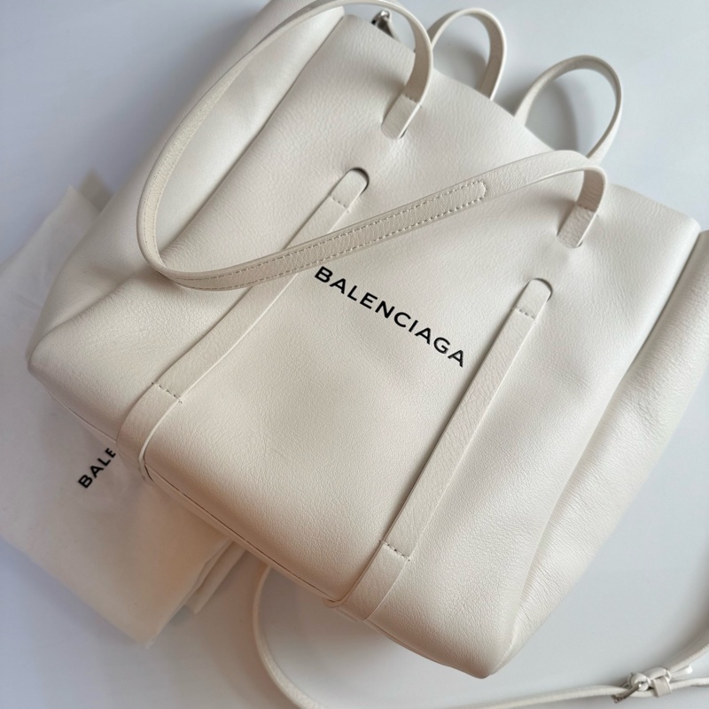 ✔️BALENCIAGA 巴黎世家 Everyday Tote XS 489813 牛皮托特包/斜背包/手提包/白色-3