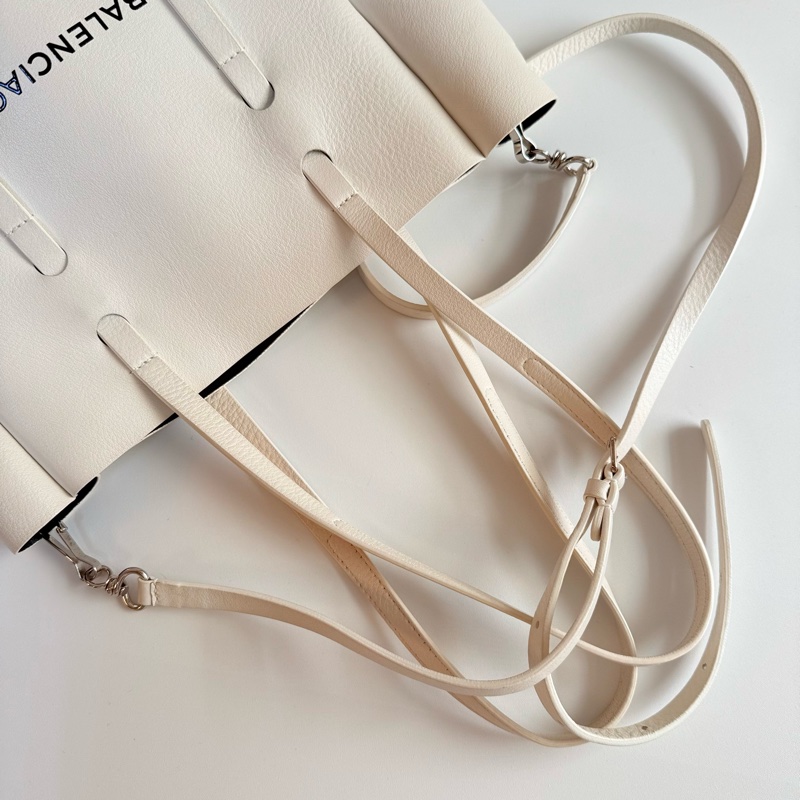 ✔️BALENCIAGA 巴黎世家 Everyday Tote XS 489813 牛皮托特包/斜背包/手提包/白色-10