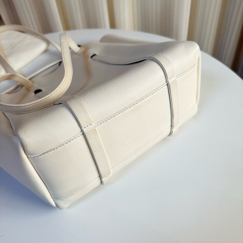 ✔️BALENCIAGA 巴黎世家 Everyday Tote XS 489813 牛皮托特包/斜背包/手提包/白色-12