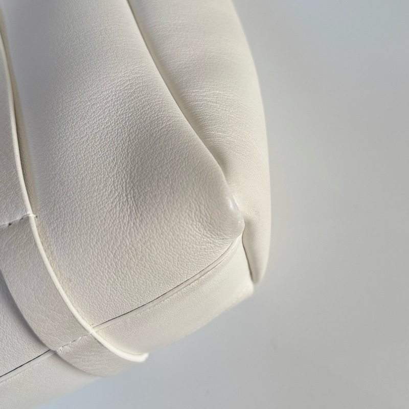 ✔️BALENCIAGA 巴黎世家 Everyday Tote XS 489813 牛皮托特包/斜背包/手提包/白色-16