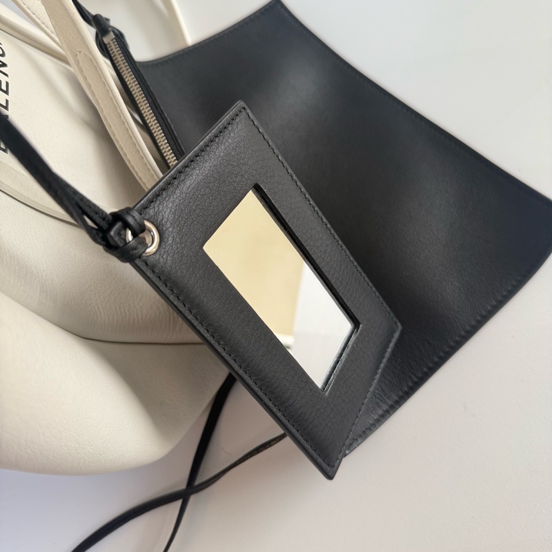 ✔️BALENCIAGA 巴黎世家 Everyday Tote XS 489813 牛皮托特包/斜背包/手提包/白色-18