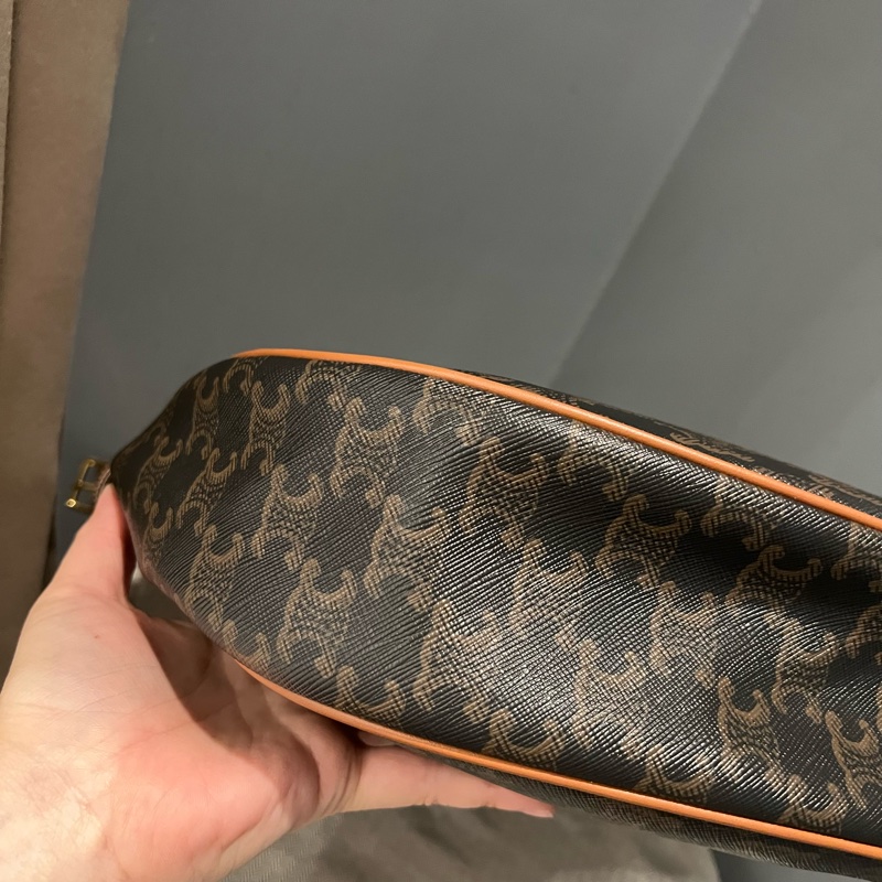 Celine 經典老花 大款 Hobo包 腋下包-20