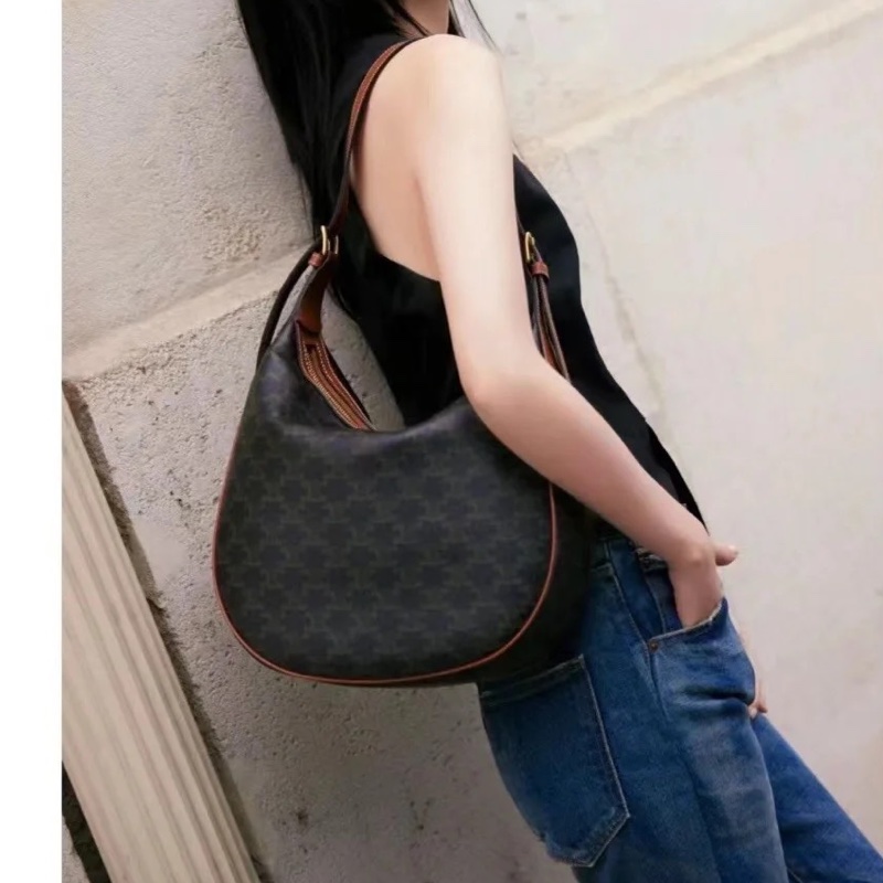 Celine 經典老花 大款 Hobo包 腋下包-35