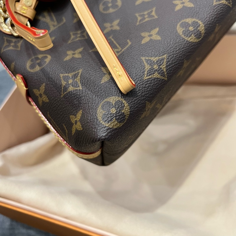 Louis Vuitton LV M13014 CarryAll BB 斜背包-34