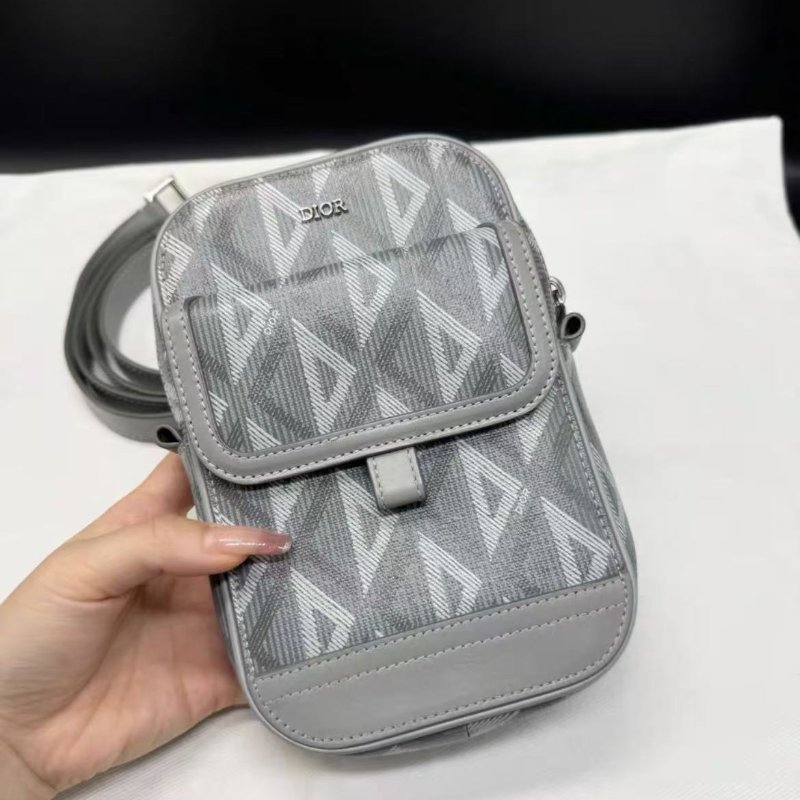 Dior Hit The Road CD Diamond 手機包灰色 長11cm 寬5cm高 19cm 99新 配件防塵袋-0