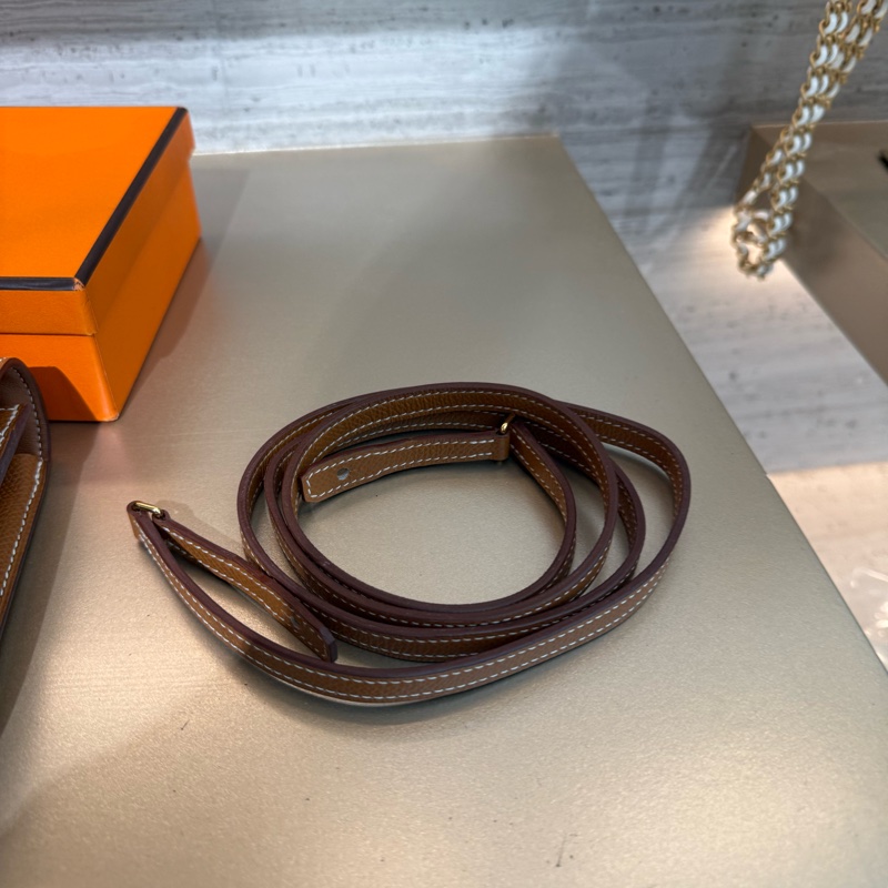 HERMES CONSTANCE TO GO 焦糖色康康手拿迷你斜背包-8