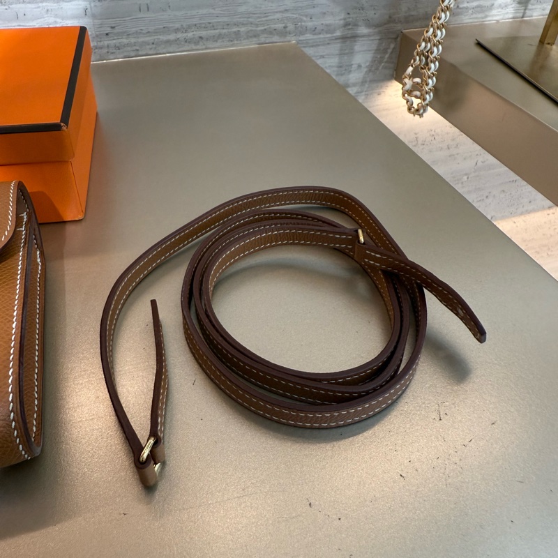 HERMES CONSTANCE TO GO 焦糖色康康手拿迷你斜背包-9