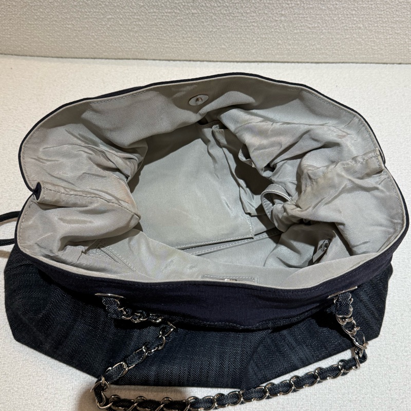 CHANEL 香奈兒深藍色牛仔銀鏈兩用束口肩背包-12