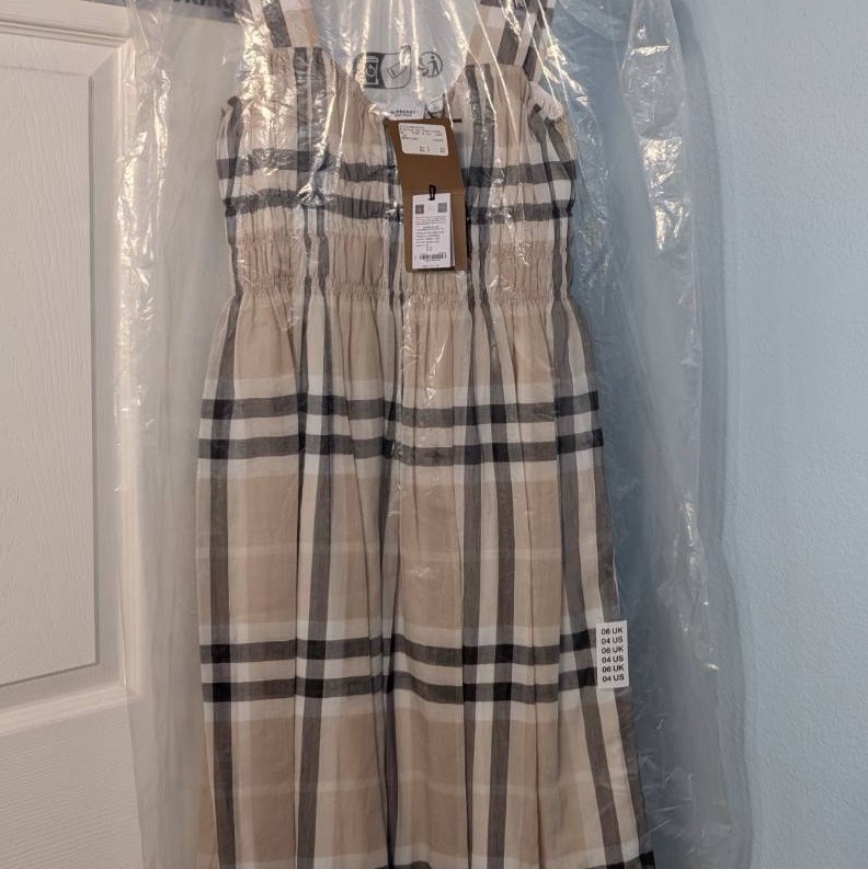 Burberry 經典款連身裙-0