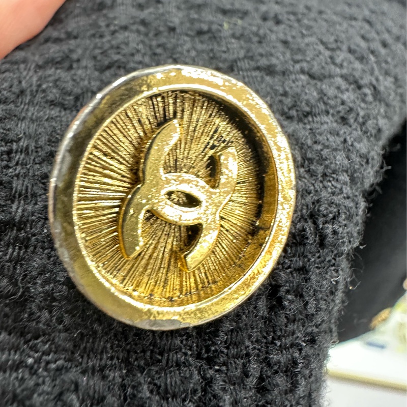 Chanel Vintage 黑金小輪廓外套 36碼-11
