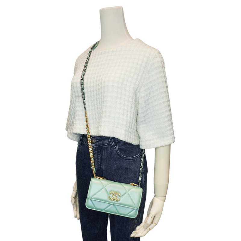 Chanel 展示品 19 菱格羊皮雙色鍊迷你斜背包(AP3067-珠光綠)-5