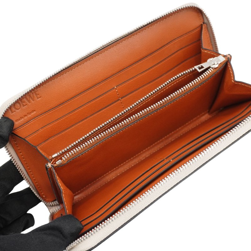 Loewe 展示品 小牛皮點陣logo拉鍊長夾(奶茶色)-4