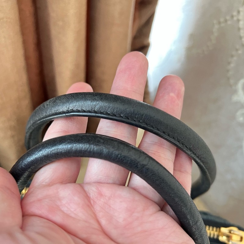 Miumiu 深藍牛仔笑臉2ways蝙蝠秋千包 托特包tote-4