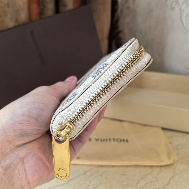 LV 路易威登 白棋盤格 拉鍊錢包 中長夾銀包-2