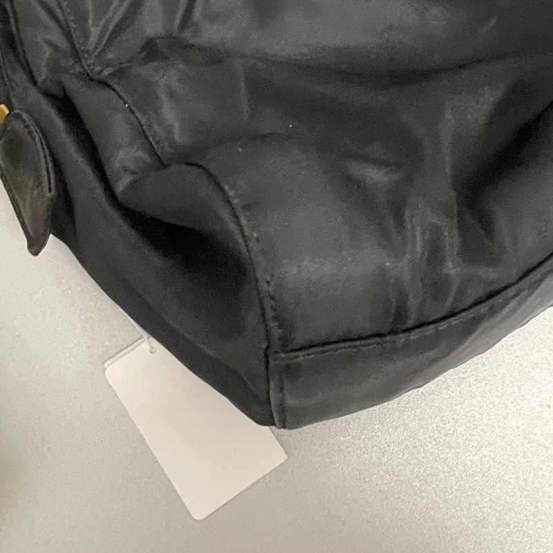 Prada鏈條降落傘布面肩背包(有保卡)-10