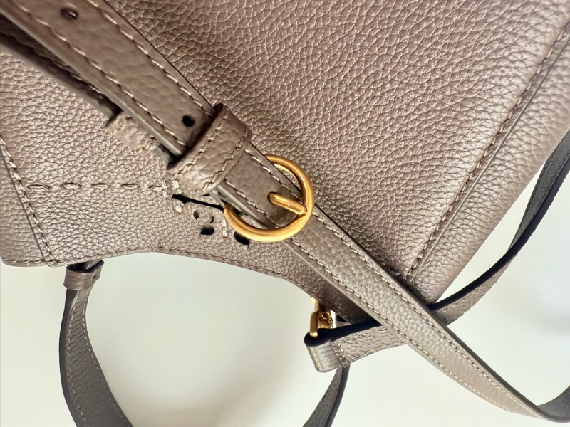 ✔️TORY BURCH  TB McGraw Hobo 真皮變形水桶包/手提包／斜背包／可可色/小號-7