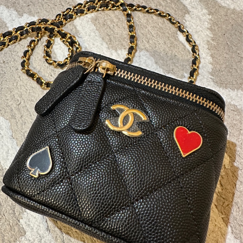 chanel 經典雙c logo 化妝包 撲克牌系列-1