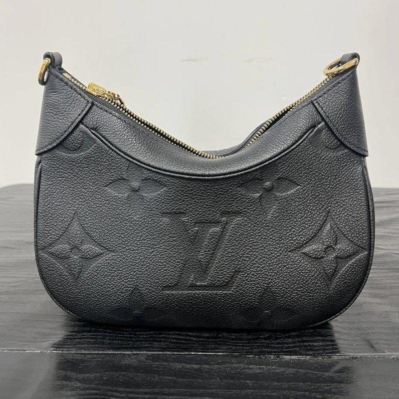 LV Bagatelle全皮壓花肩背斜背牛角包 芯片款 24*18*7 98新配件塵袋-7