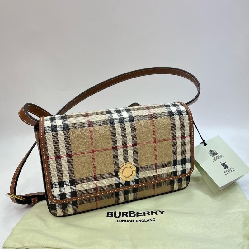 Burberry Hampshire beige bag-1