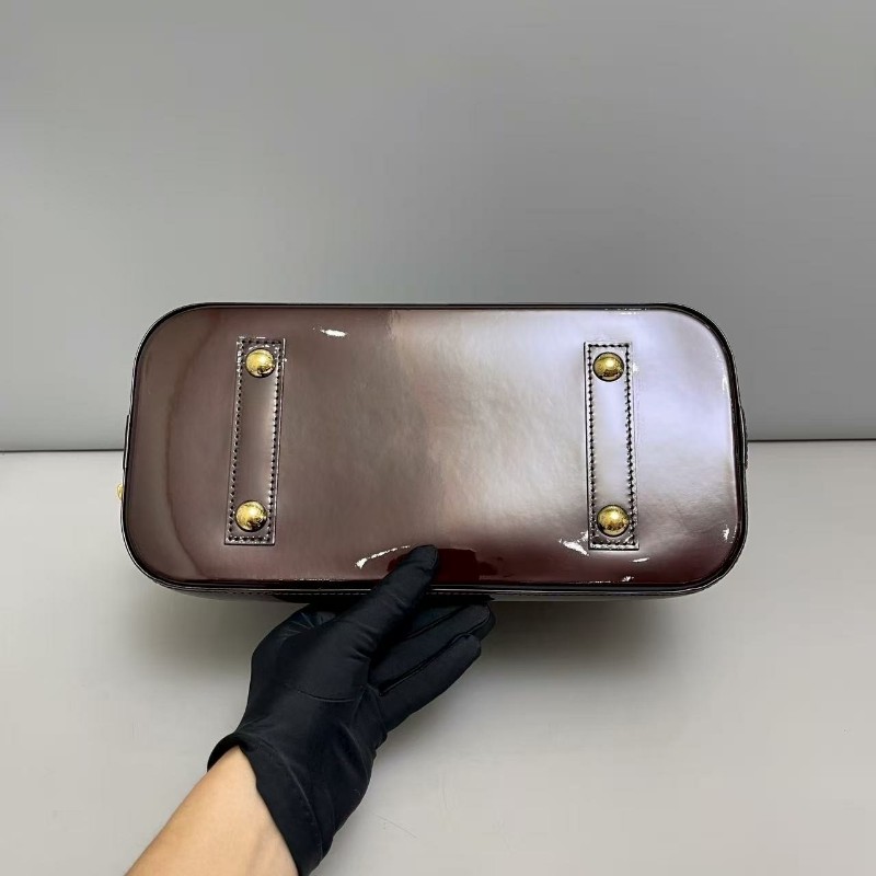 LV路易威登Alma小號漆皮車厘子色貝殼包手提包-3