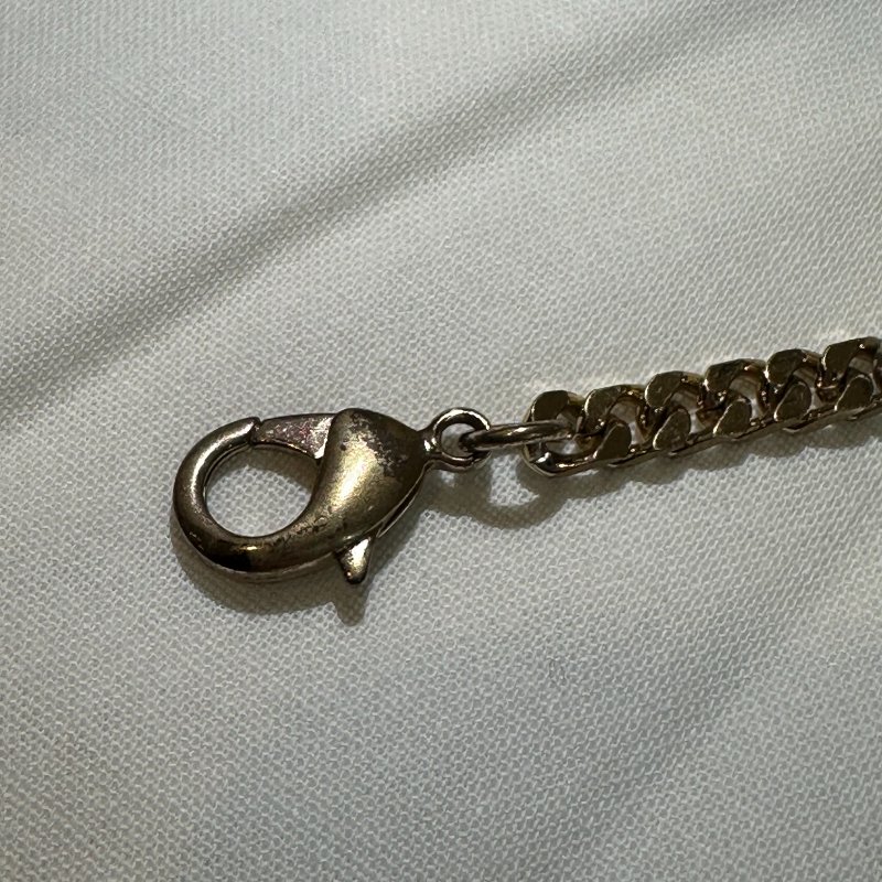 CHANEL  LOGO鑲鑽手鍊-4