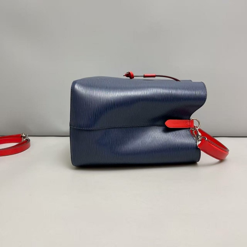 LV路易威登NeoNoe深藍色Epi水波紋水桶包肩背包-4