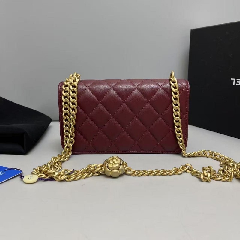 Chanel香奈兒 酒紅色全皮菱格山茶花金球woc 晶片款， 尺寸17×10 附件 盒子 塵袋-1