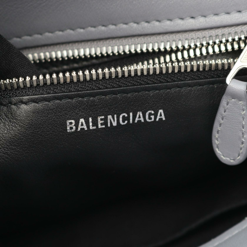 BALENCIAGA 洗衣袋 XS 單肩手提包 517842 皮革 灰色 二手 女士 logo-3