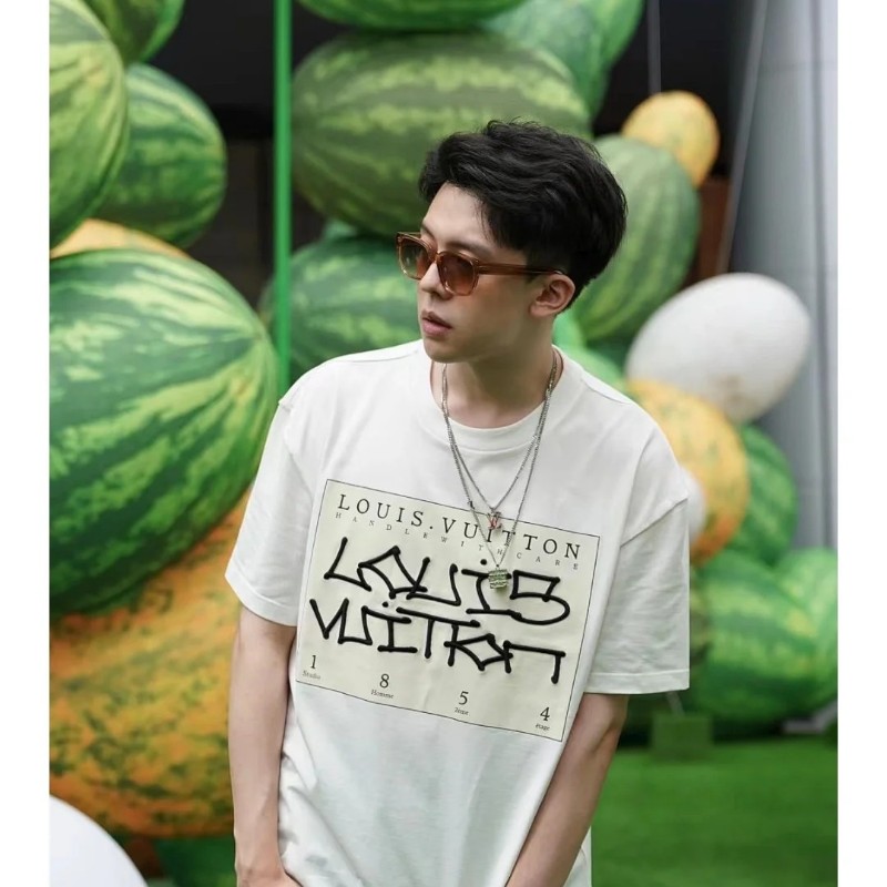 莉亞精品♡LV 外縫印花圓領短袖 尺碼XL 二手美品-2