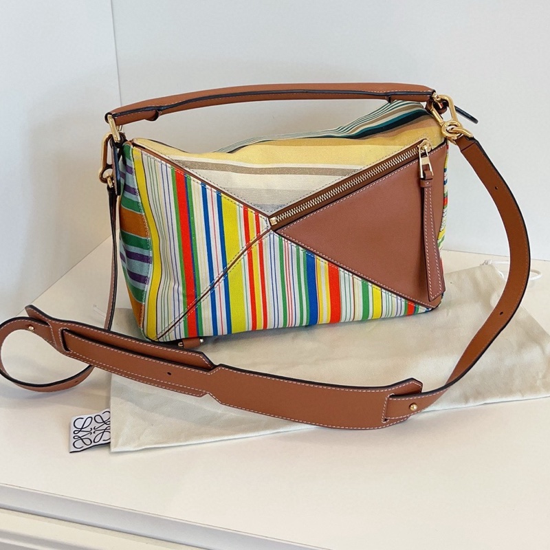 Loewe羅意威 彩條紋拼接Puzzle幾何包 中號約29底長-2
