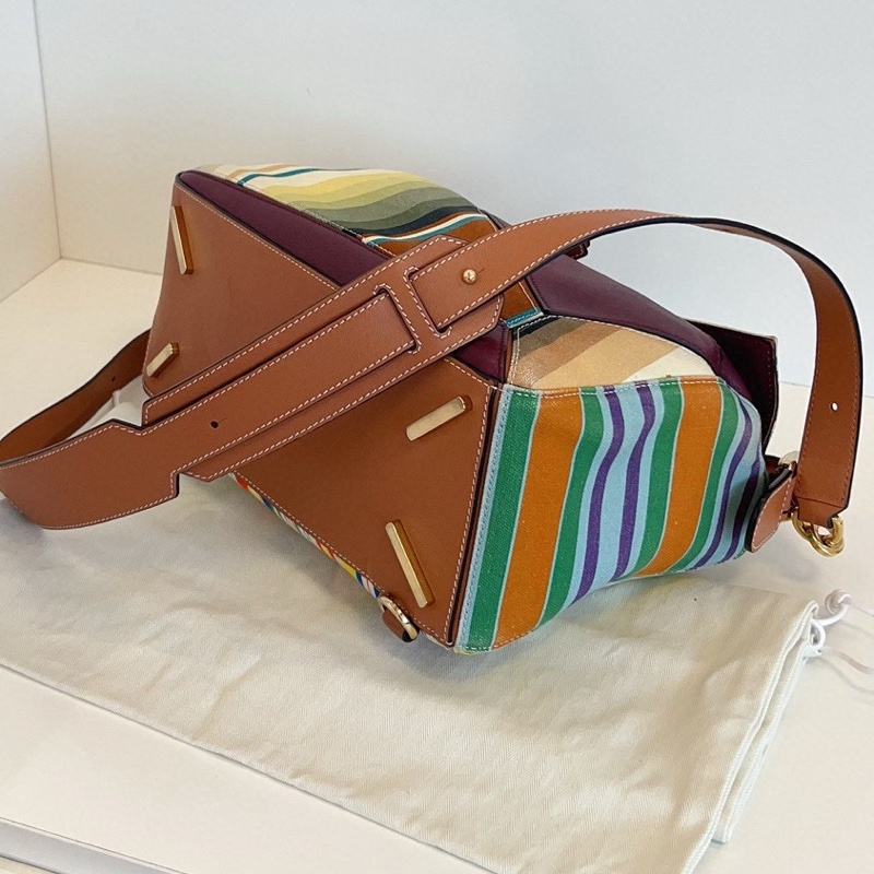 Loewe羅意威 彩條紋拼接Puzzle幾何包 中號約29底長-5