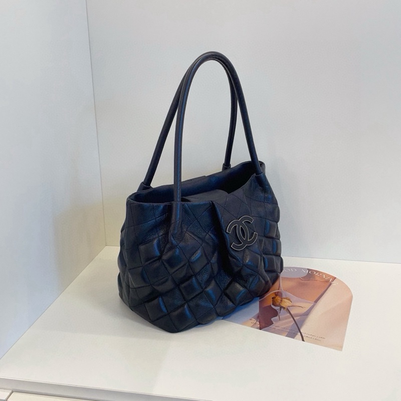 Chanel 黑銀立體泡芙菱格 雙C logo 托特包 尺寸約35*20*11-5
