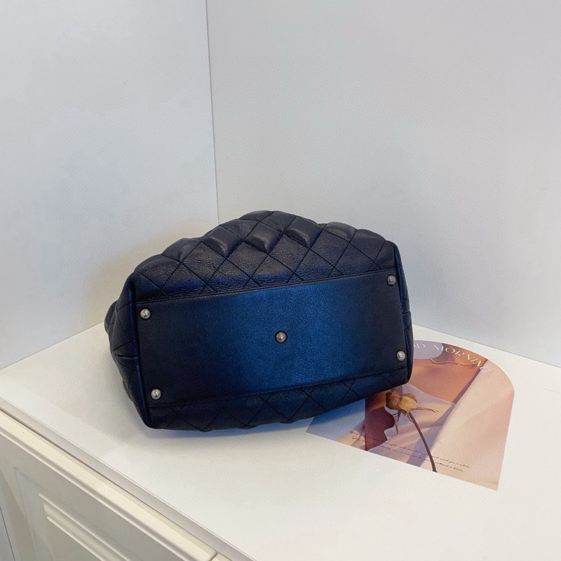 Chanel 黑銀立體泡芙菱格 雙C logo 托特包 尺寸約35*20*11-7