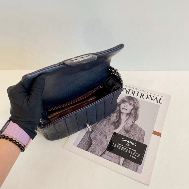 Chanel 香奈兒 黑銀牛皮菱格拼竪紋 大mini 約20*13*6-8