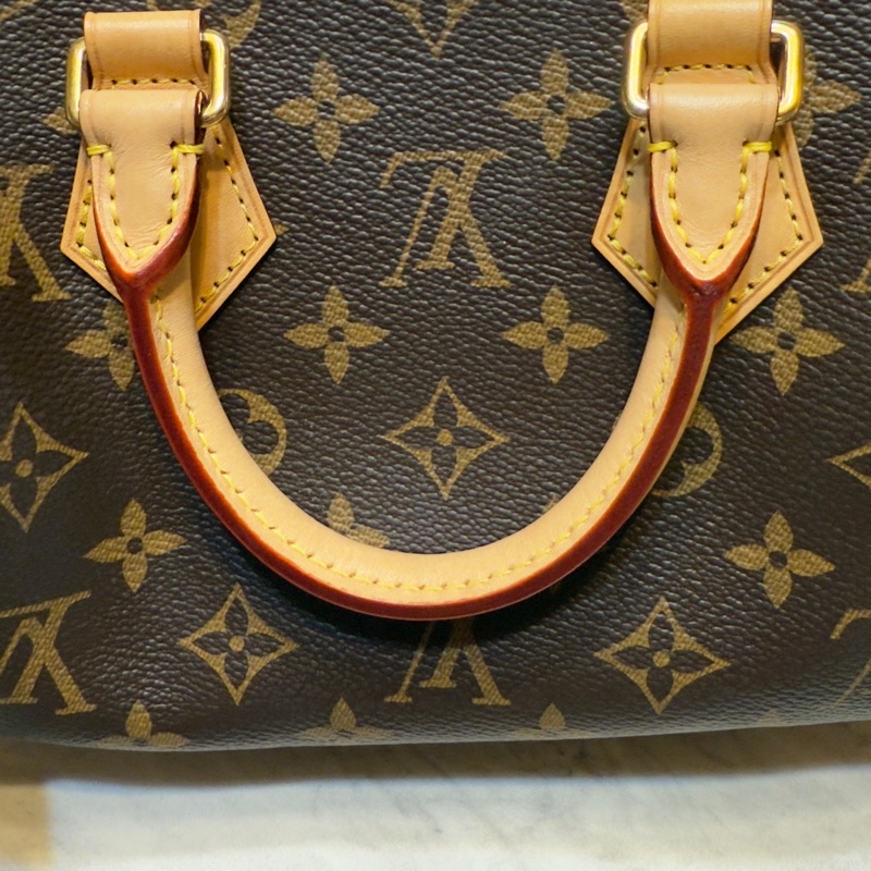 Louis Vuitton Speedy 20 奶茶肩帶 老花全配-6