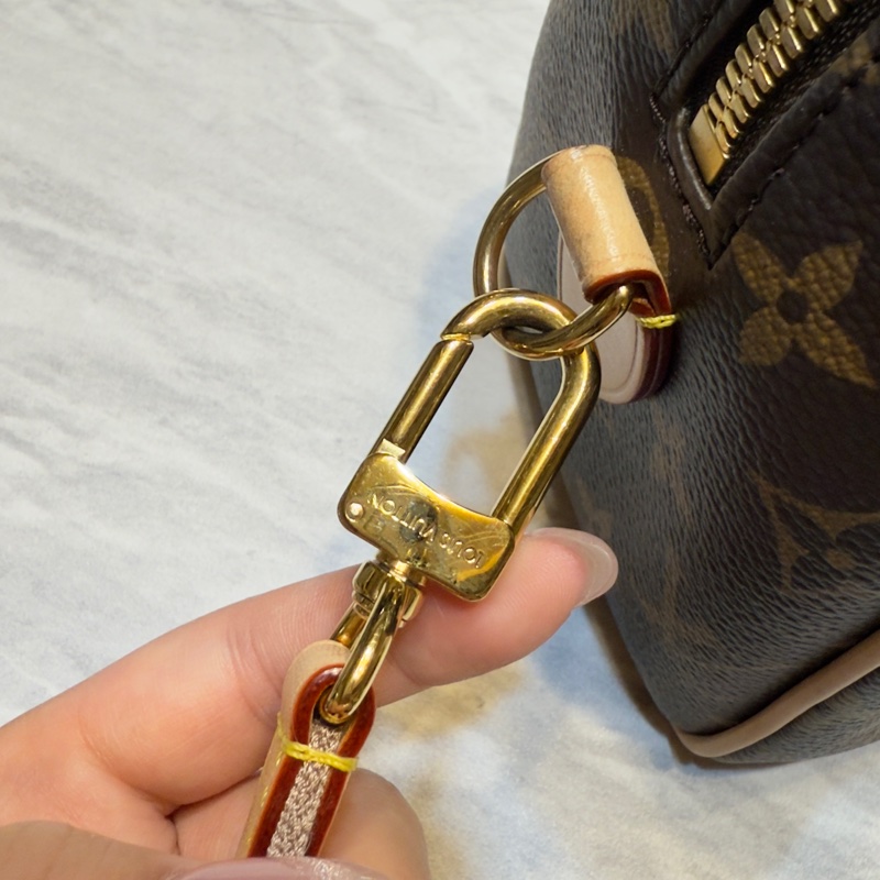 Louis Vuitton Speedy 20 奶茶肩帶 老花全配-17