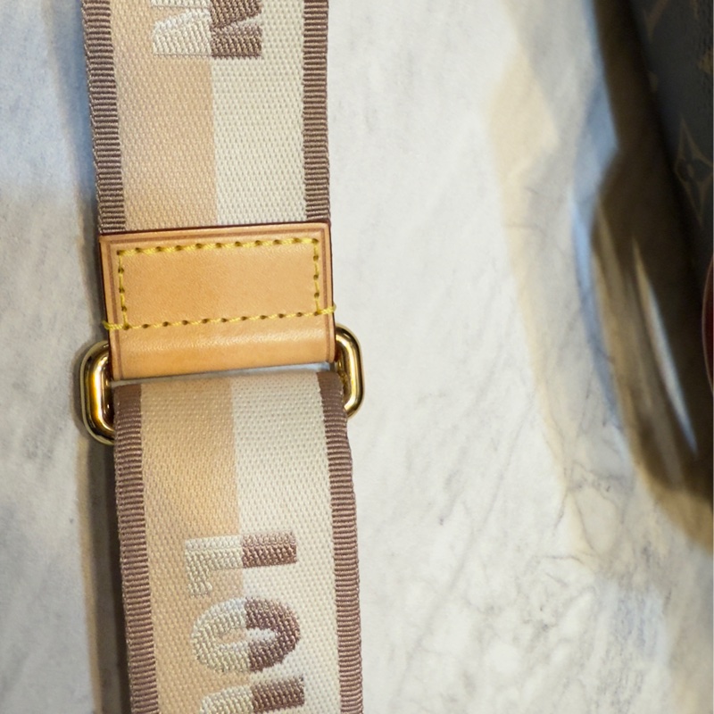 Louis Vuitton Speedy 20 奶茶肩帶 老花全配-27