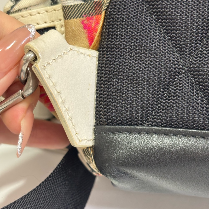Burberry 塗鴉造型 小後背包 小號-9
