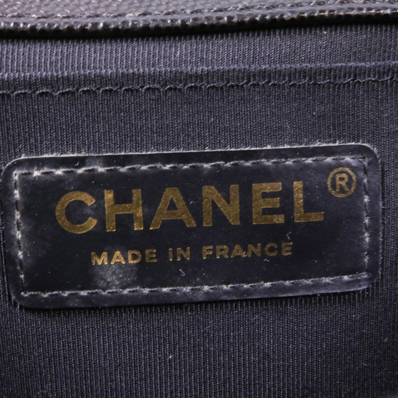 CHANEL 牛皮皮革Boy25金扣鏈帶肩背袋-13
