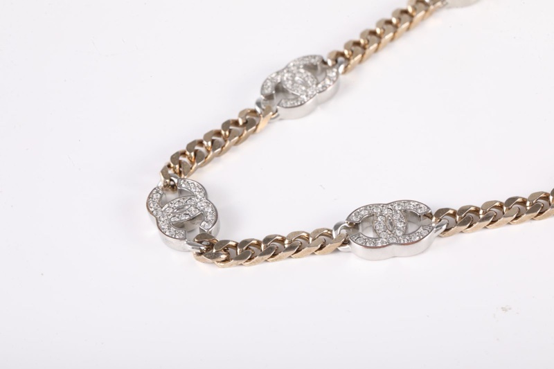 CHANEL(香奈兒) 雙C 槍灰色古巴鏈 5個銀色水鑽logo 頸鏈 合金 項鏈 21A-1