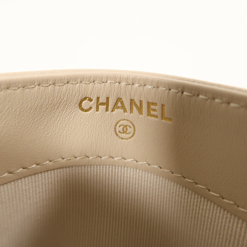 CHANEL 牛皮皮革Card Case金扣卡片套-5