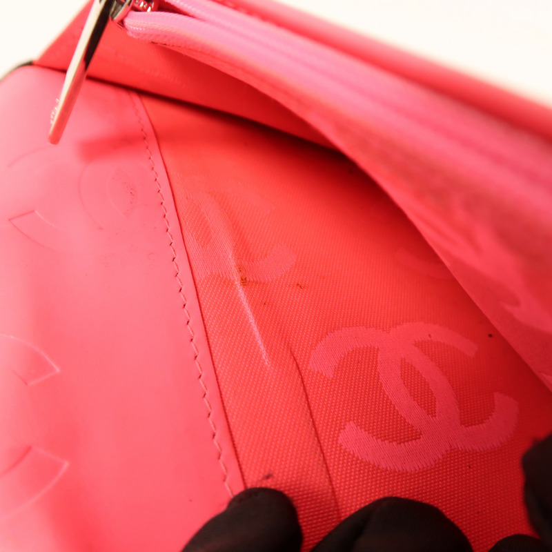 CHANEL 牛皮皮革Cambon Wallet銀扣長錢包-21