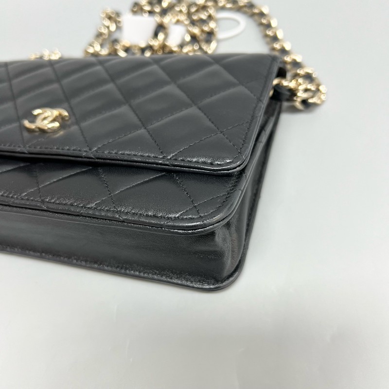 Chanel/香奈兒徽章限量款黑色woc鏈條包 31開-3