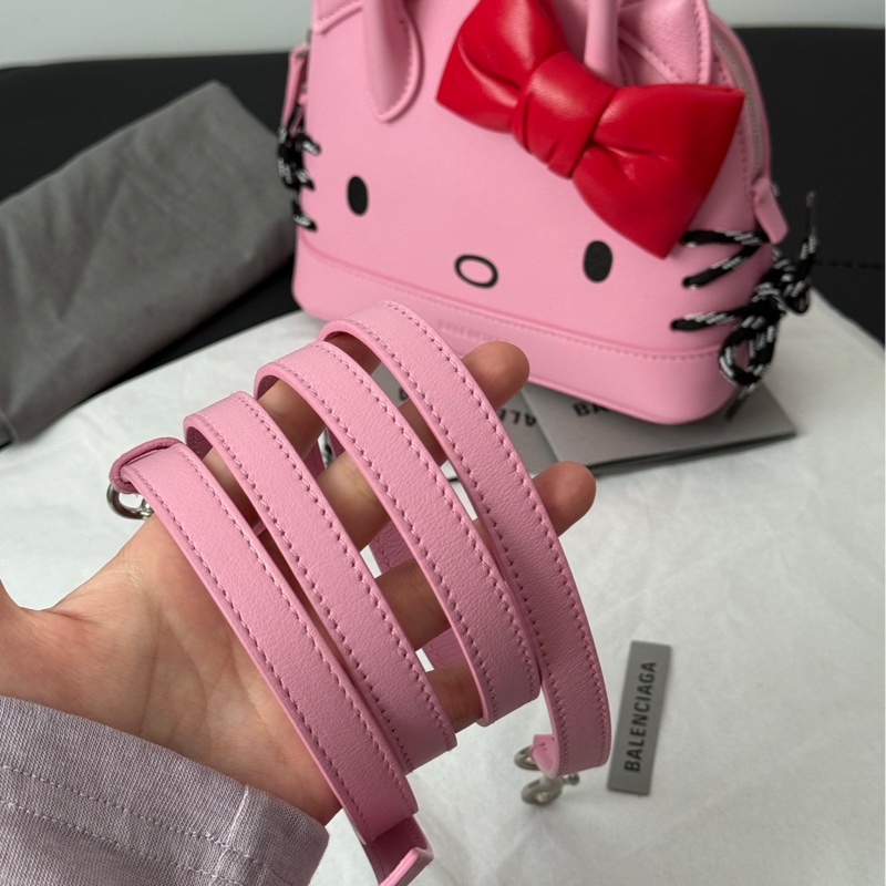 BALENCIAGA 巴黎世家 Hello Kitty聯名合作限量 巴黎世家三麗鷗聯名 粉紅色蝴蝶結貝殼包斜挎包-4