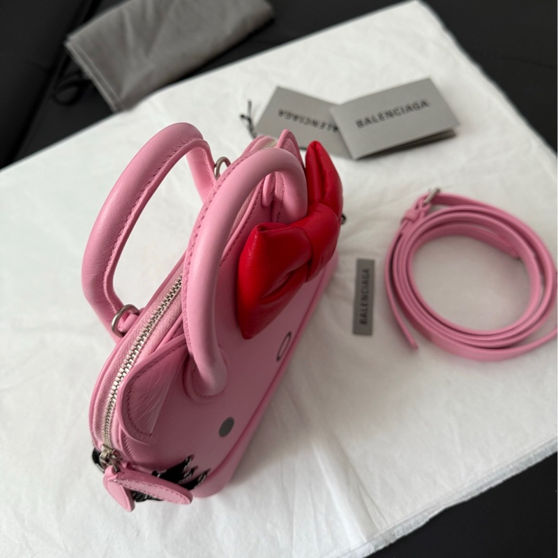 BALENCIAGA 巴黎世家 Hello Kitty聯名合作限量 巴黎世家三麗鷗聯名 粉紅色蝴蝶結貝殼包斜挎包-11