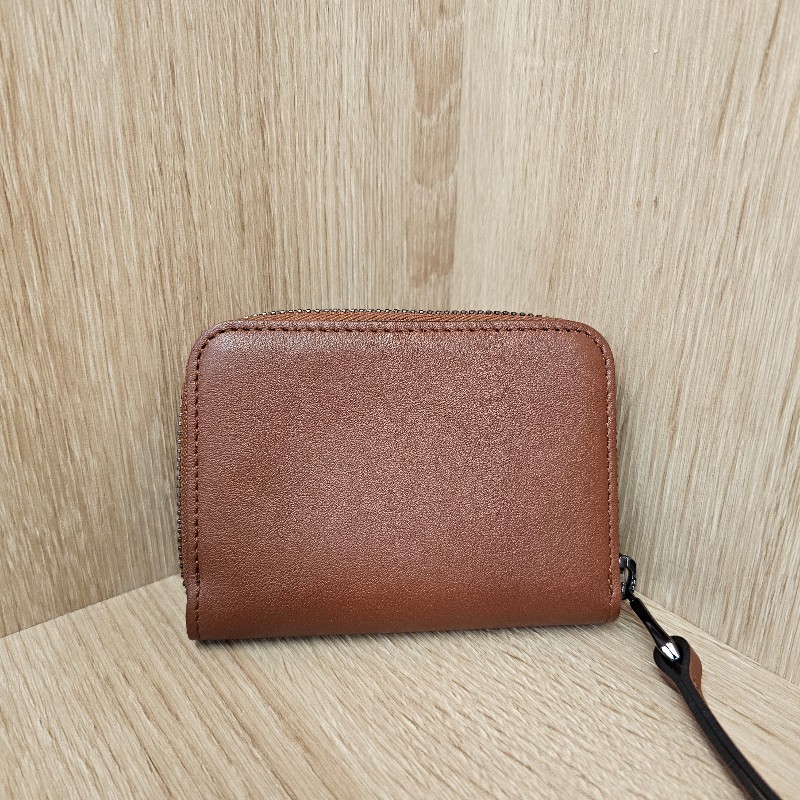 LongChamp 棕色牛皮烏金釦拉鏈零錢包-1