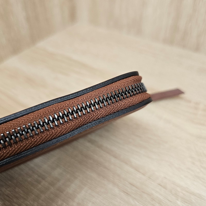 LongChamp 棕色牛皮烏金釦拉鏈零錢包-3