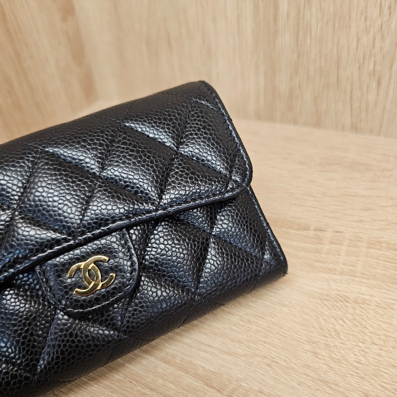 Chanel 黑荔枝牛皮金釦中夾-2